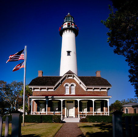 St Simons Lighthouse Christmas 001 small